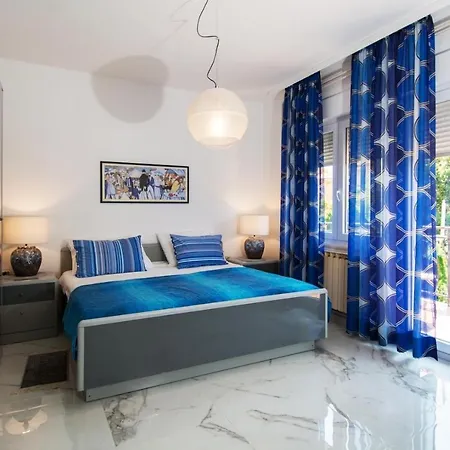 Apartment With Parking Space Banjole, - 17097 Pula