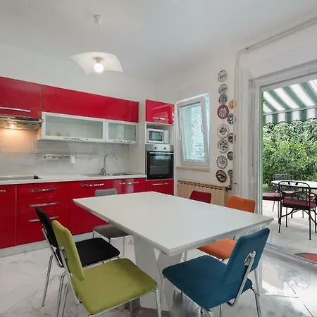 Lägenhet With Parking Space Banjole, - 17097