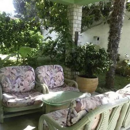 With Parking Space Banjole, - 17097 Lägenhet *