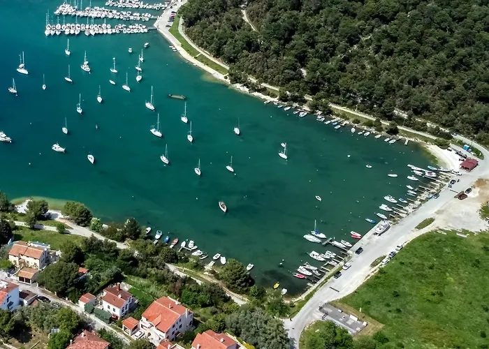 With Parking Space Banjole, - 17097 아파트